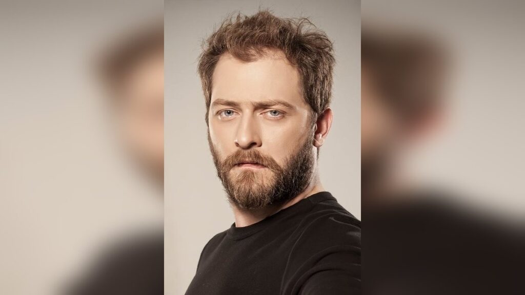 Burcu Biricik, Alican Yücesoy, Özgür Can Çevik ve Serra Arıtürk “İnsanlar” dizisinde 4 Alican Yücesoy