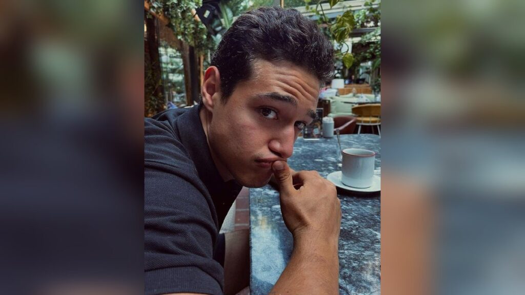 Birkan Sokullu’nun Palas Pandıras’ta partneri Yasemin Allen oldu 3 Kaan Mirac Sezen